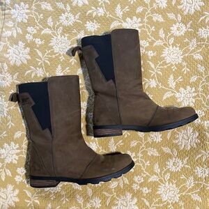 Sorel Emelie brown leather boots size 9.5